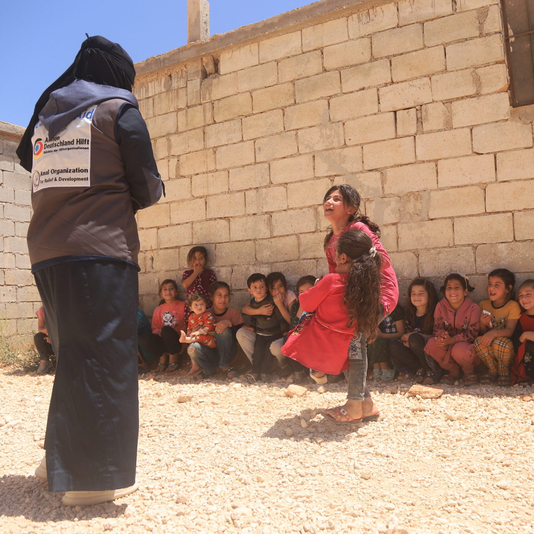 LandsAid_Syrien_Amal_Erste Hilfe Kurs_Kinder (2)